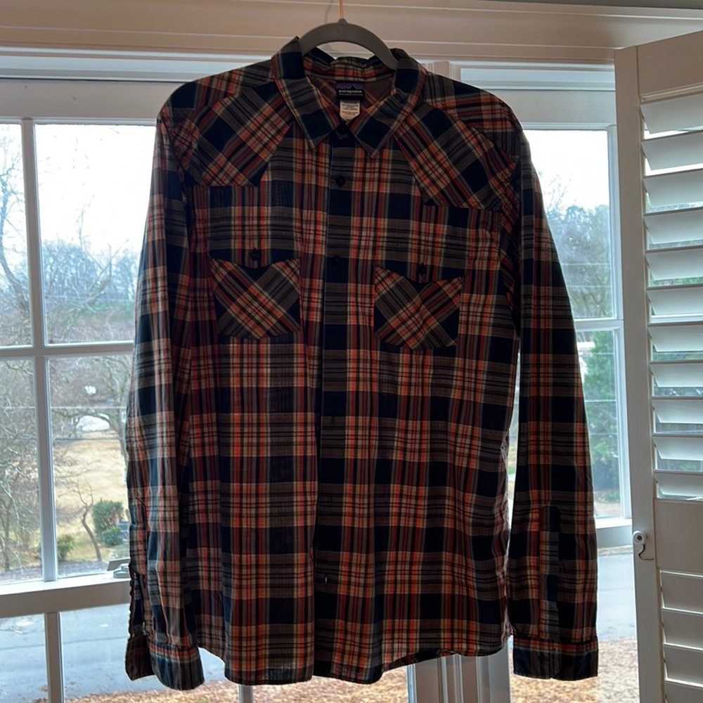 Mens Patagonia Button Down, Large, $15